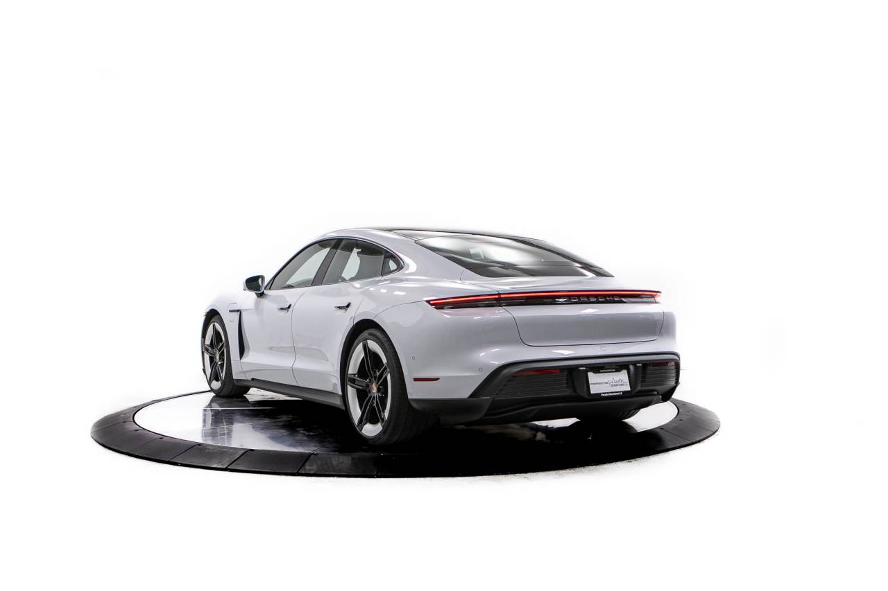 Thumbnail: 2026 Porsche Taycan - 3