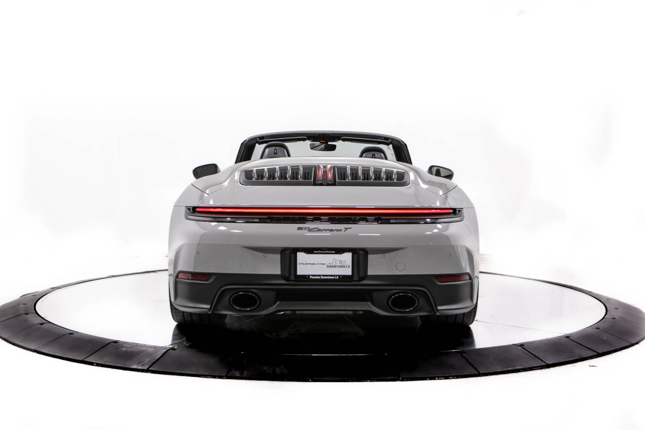 Thumbnail: 2026 Porsche 911 - 6