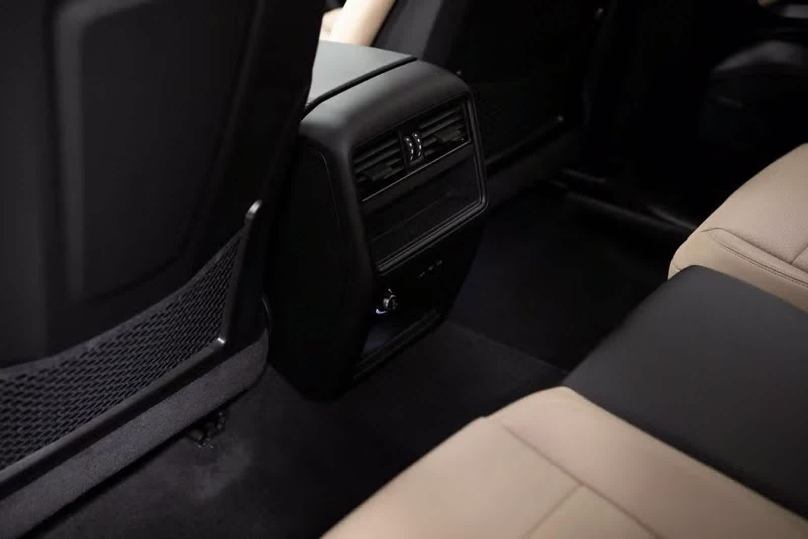 Thumbnail: 2025 Porsche Cayenne - 28