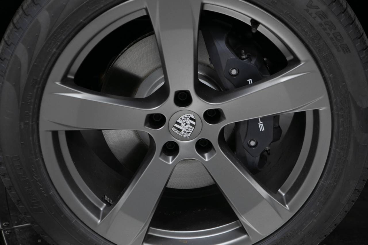 Thumbnail: 2026 Porsche Macan - 11