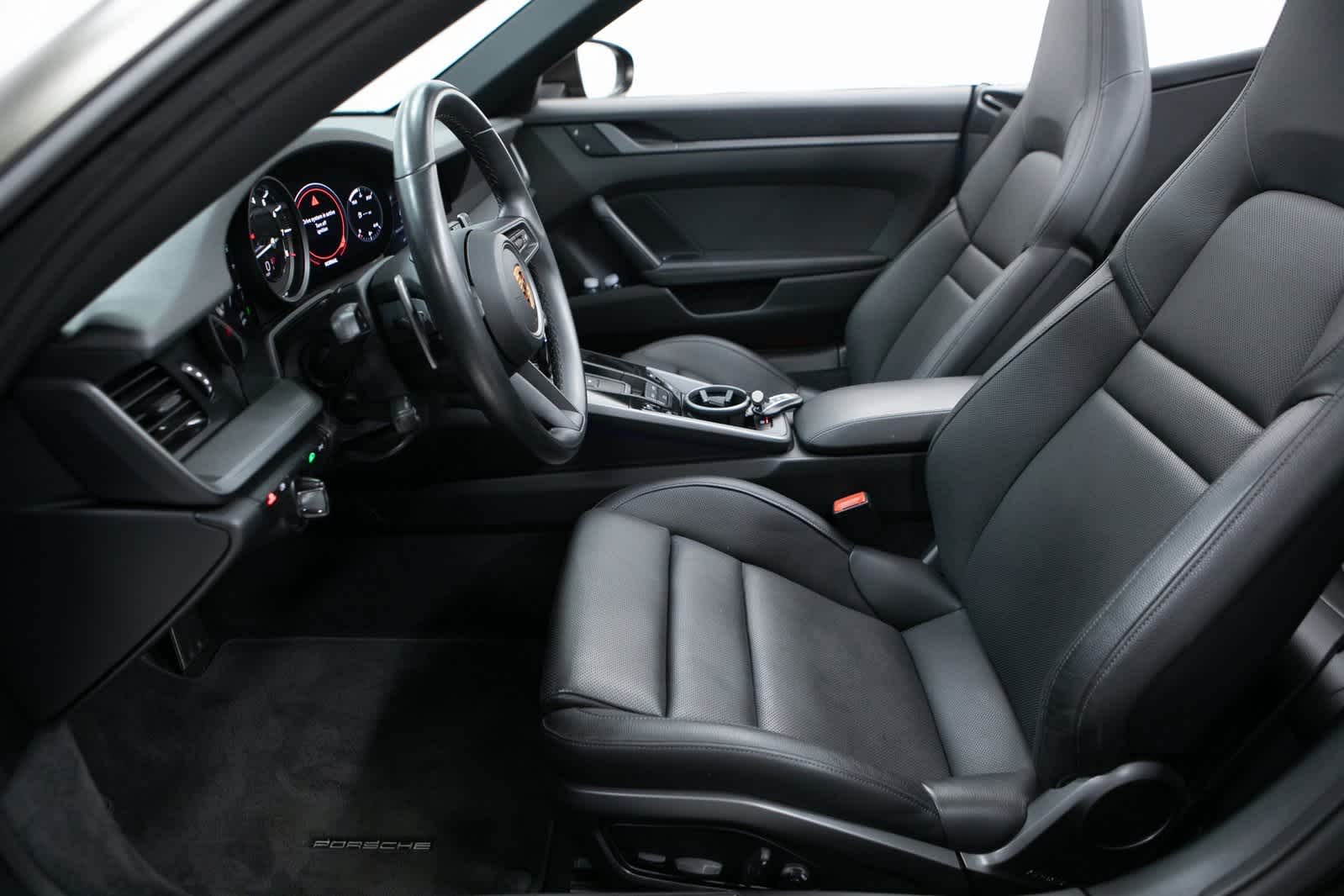 Thumbnail: 2022 Porsche 911 - 16