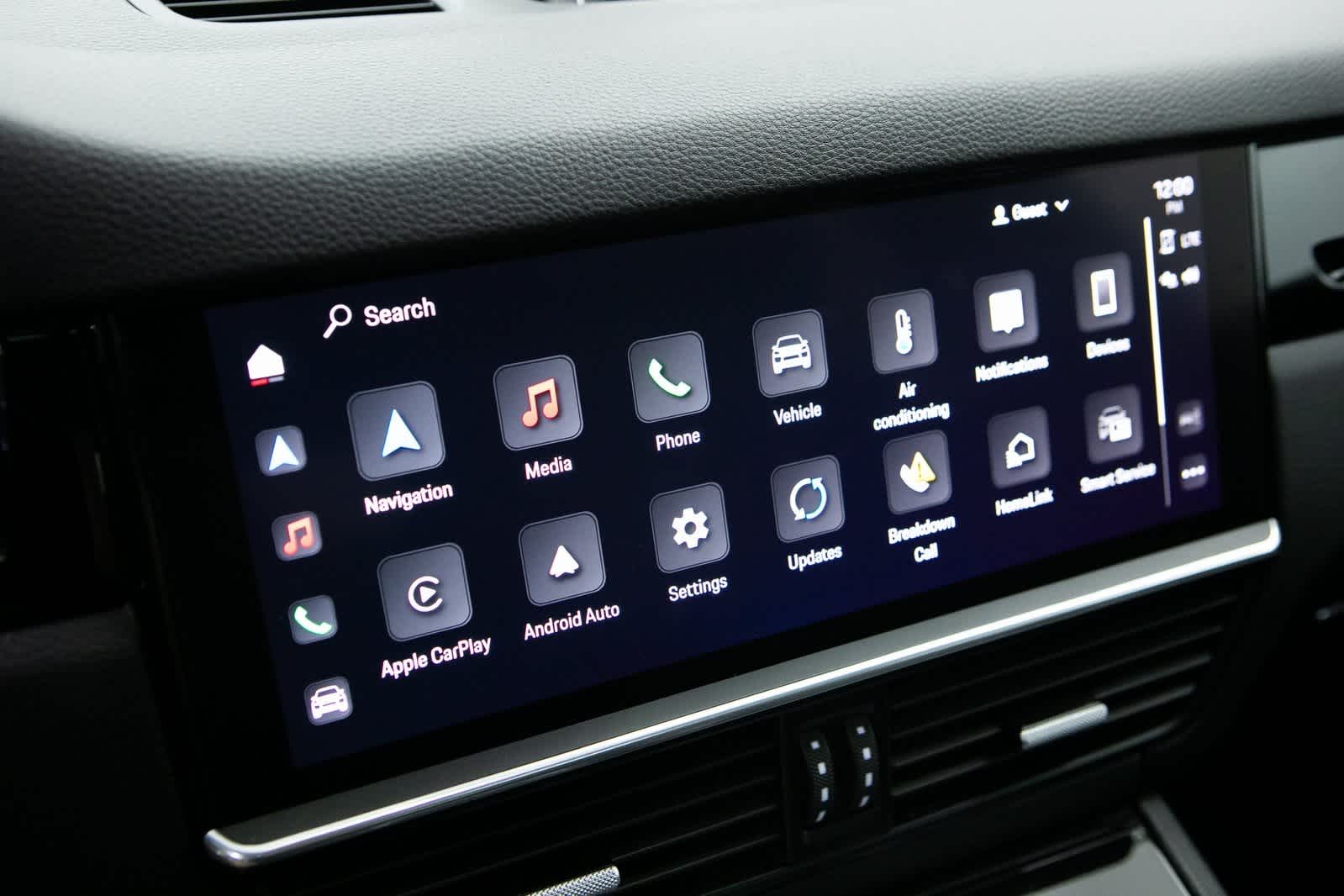 Thumbnail: 2023 Porsche Cayenne - 15