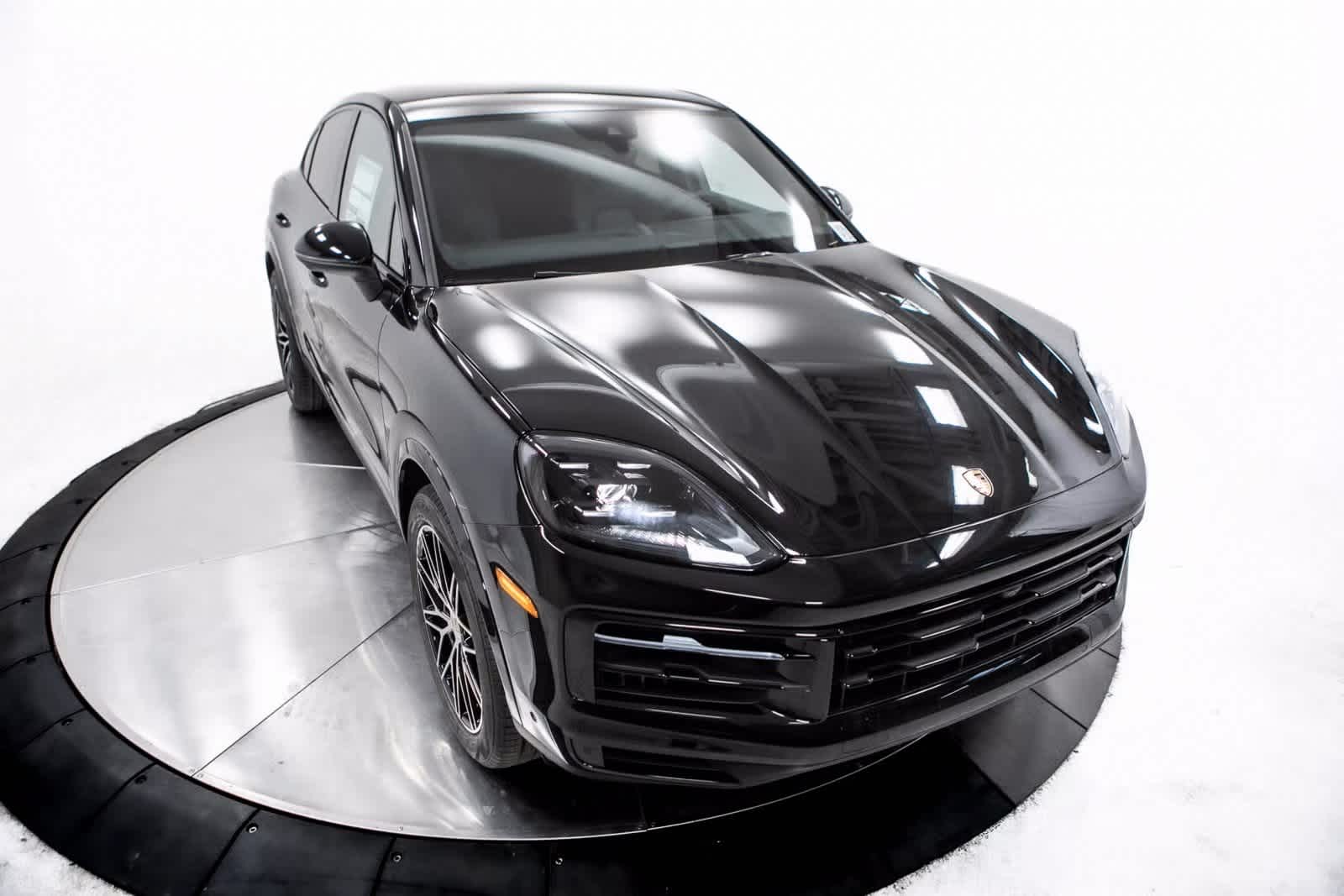 Thumbnail: 2025 Porsche Cayenne - 39