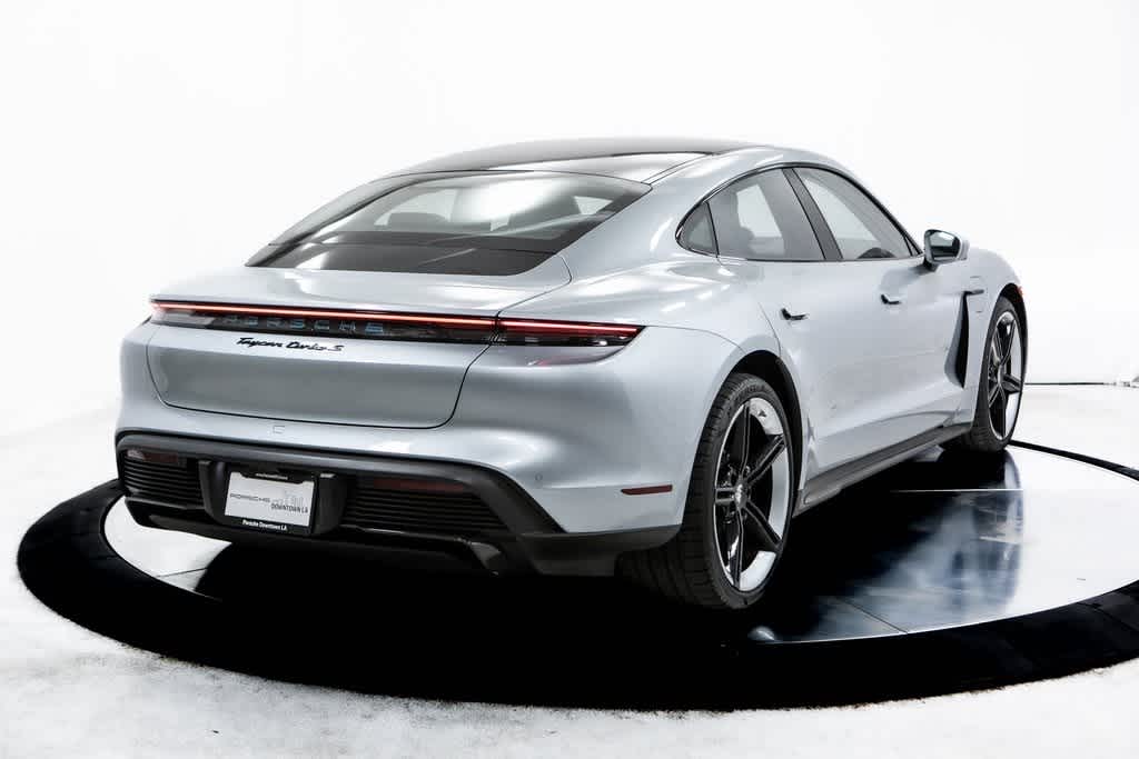 Thumbnail: 2024 Porsche Taycan - 7