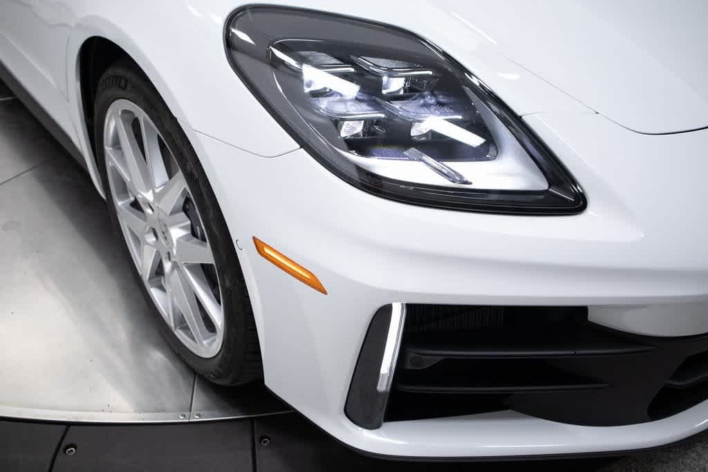 Thumbnail: 2024 Porsche Panamera - 12