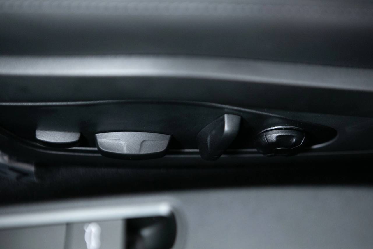 Thumbnail: 2026 Porsche 911 - 24