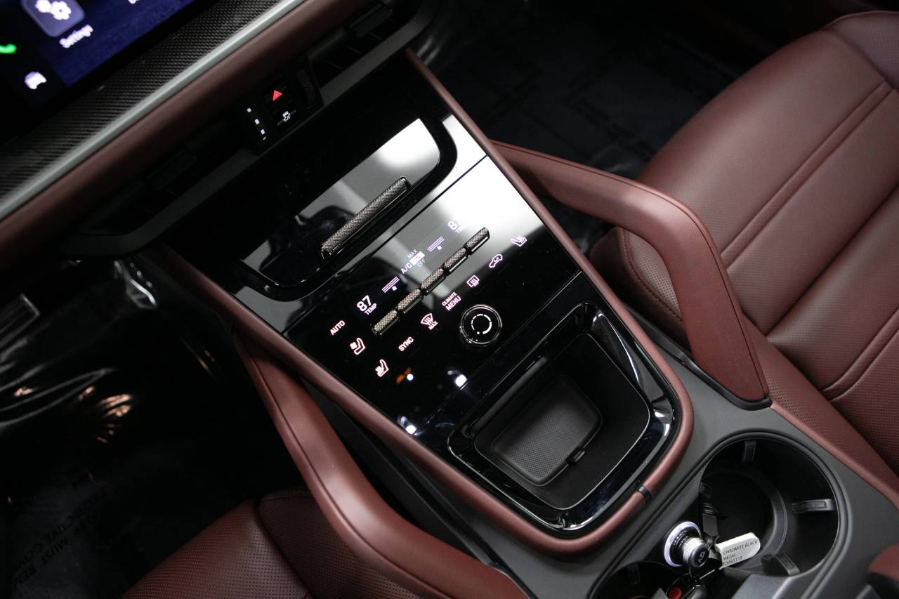 Thumbnail: 2026 Porsche  - 28