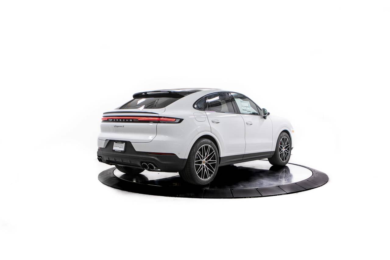 Thumbnail: 2026 Porsche  - 7