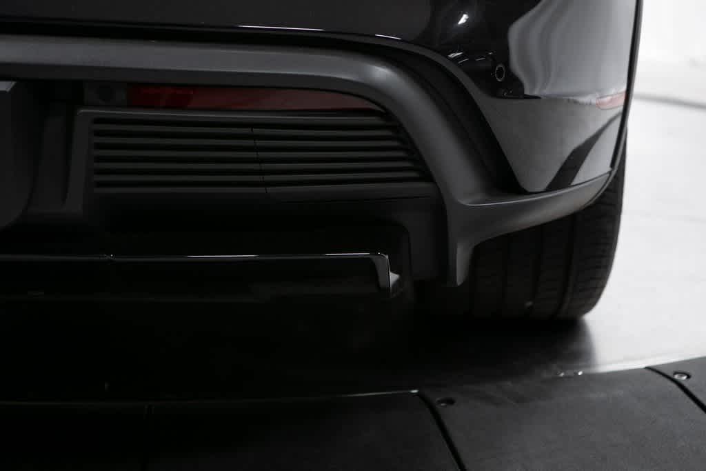 Thumbnail: 2023 Porsche Taycan - 41