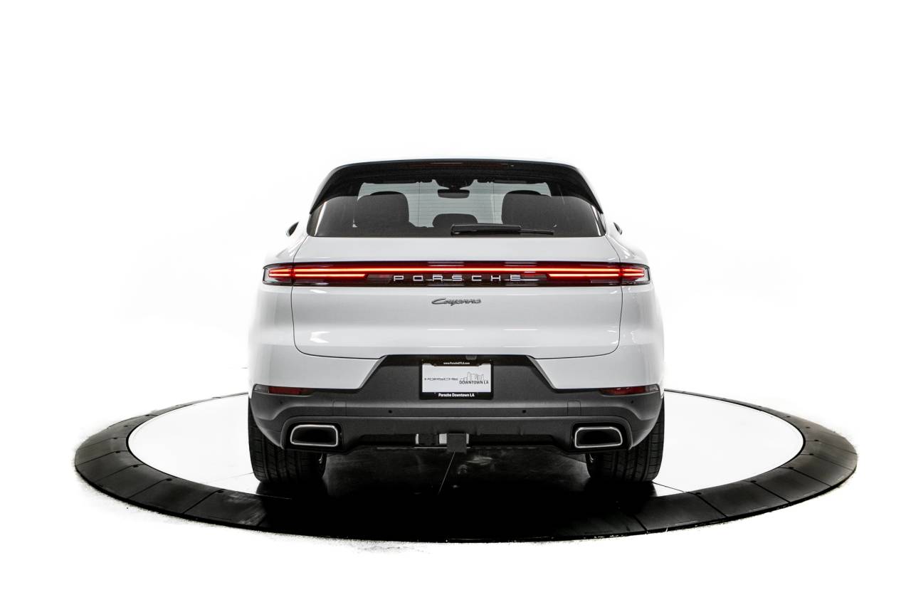 Thumbnail: 2026 Porsche Cayenne - 6