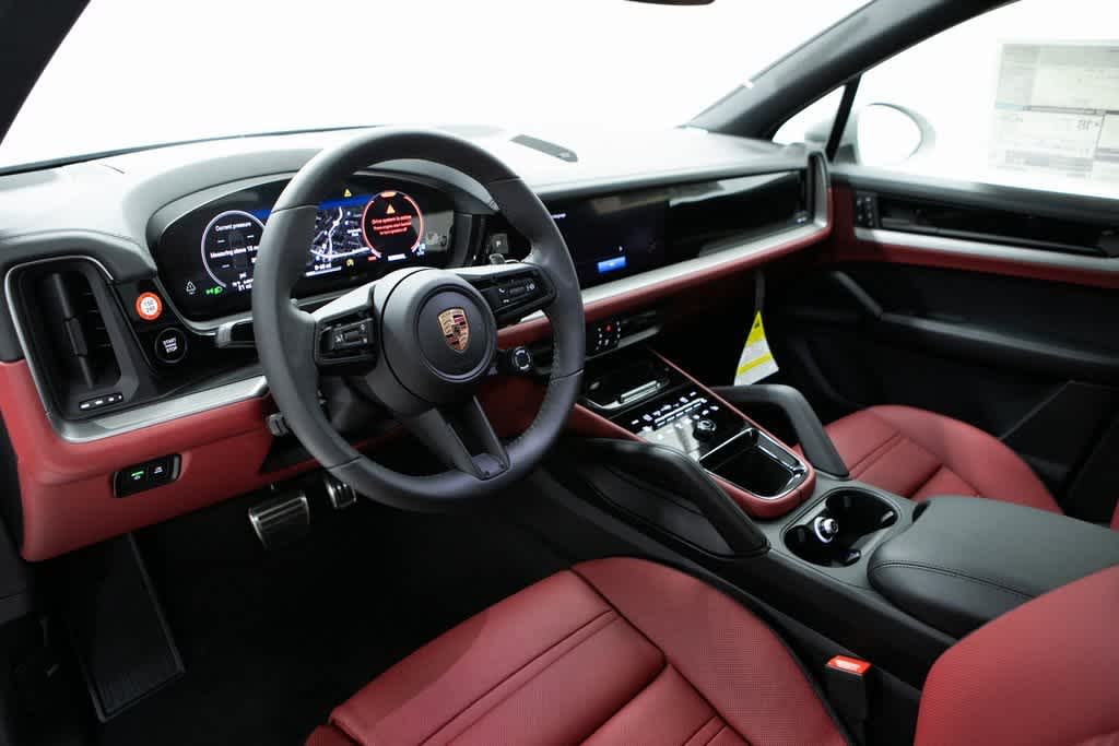 Thumbnail: 2025 Porsche Cayenne - 4