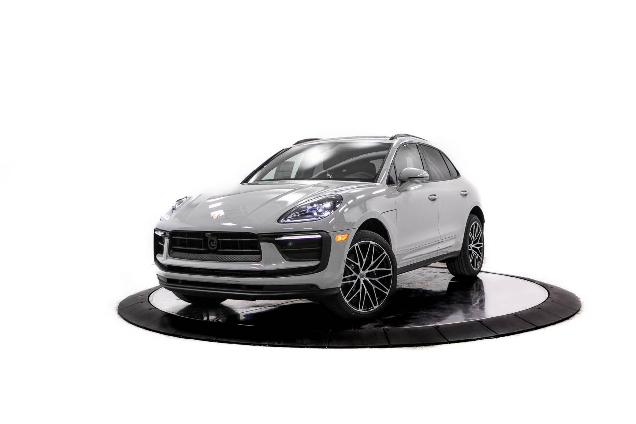 Thumbnail: 2026 Porsche Macan - 1