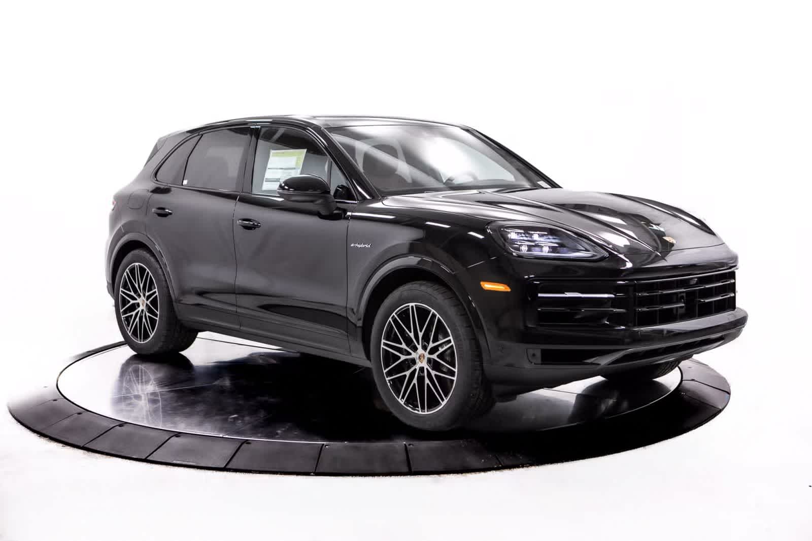 Thumbnail: 2025 Porsche Cayenne - 9