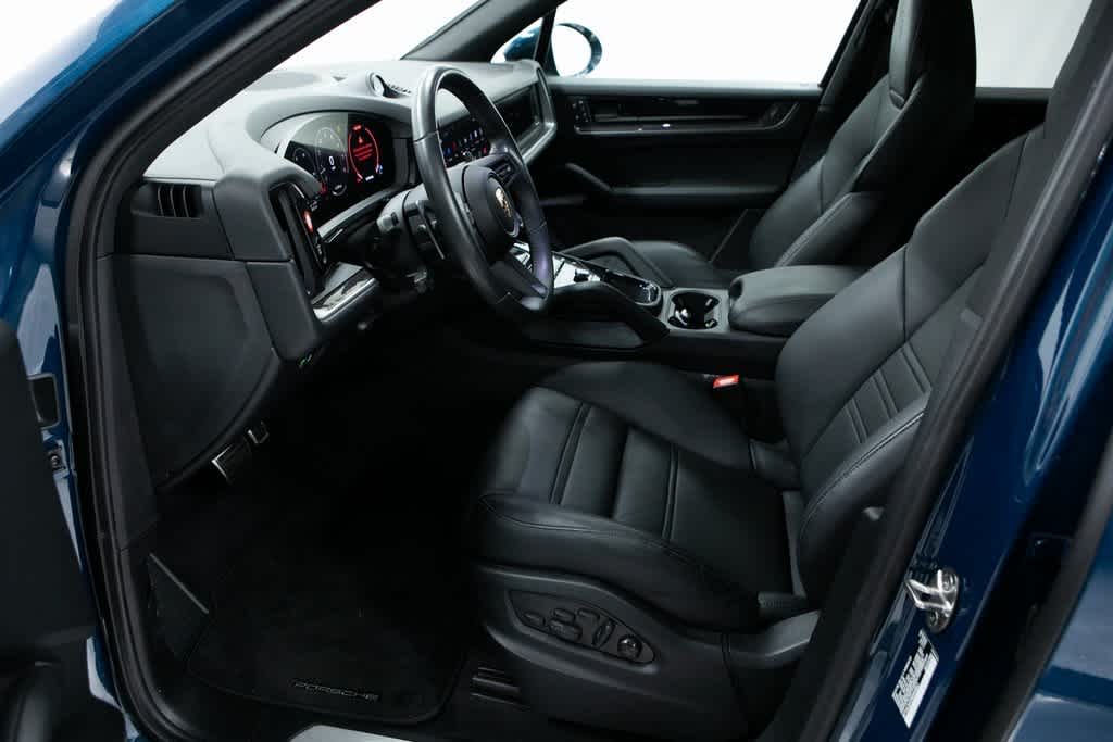 Thumbnail: 2024 Porsche Cayenne - 21