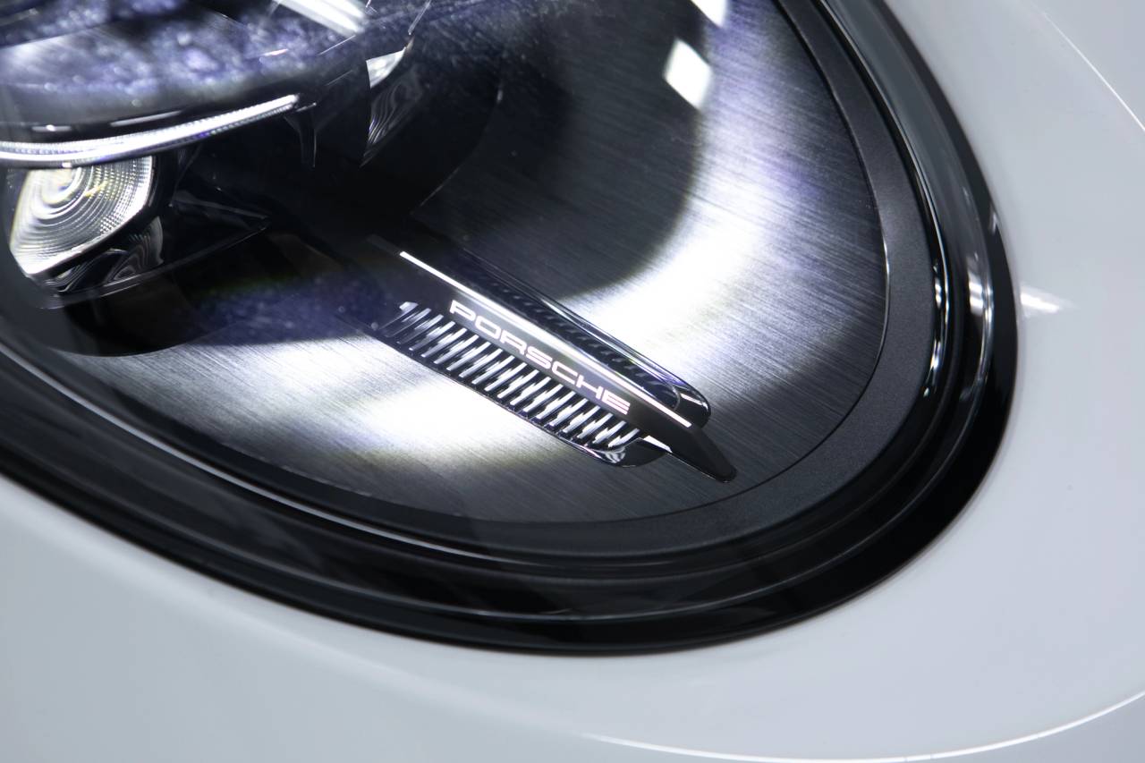 Thumbnail: 2026 Porsche 911 - 13