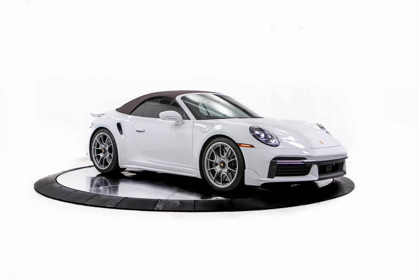Thumbnail: 2021 Porsche 911 - 9