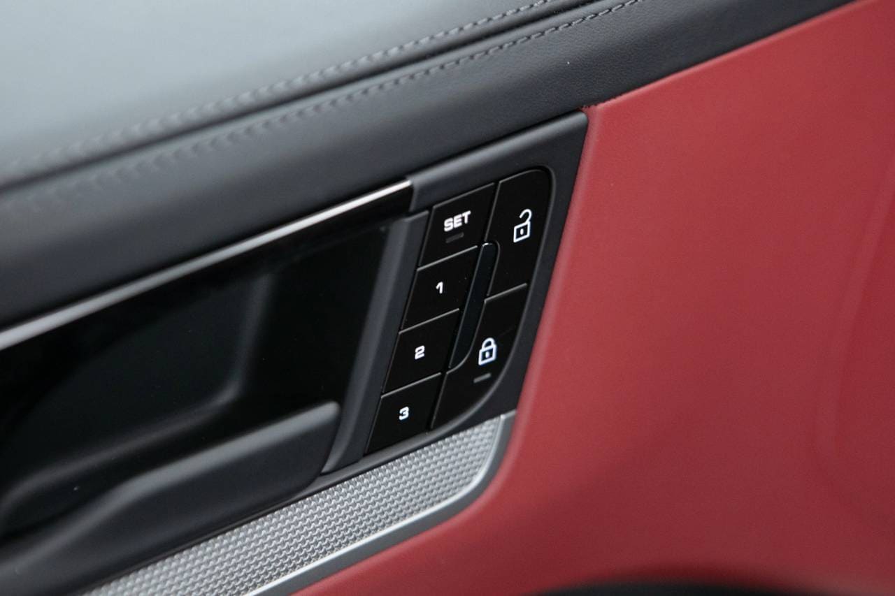 Thumbnail: 2026 Porsche  - 26