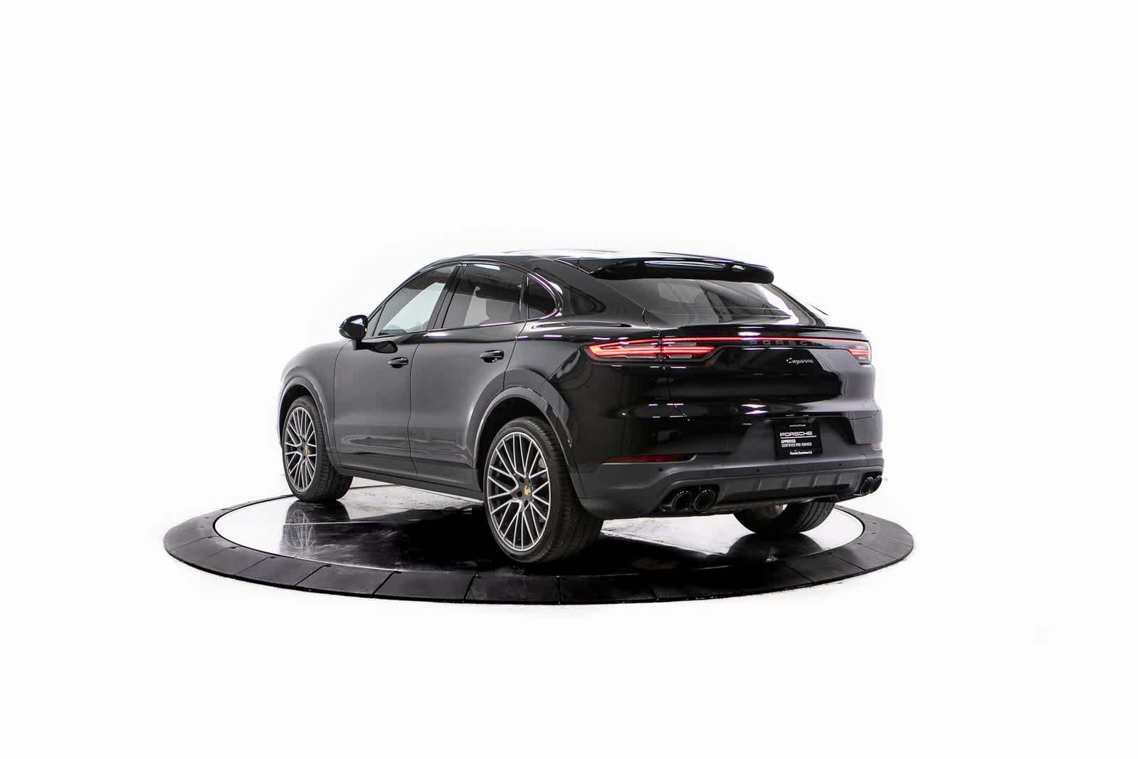 Thumbnail: 2022 Porsche Cayenne - 3