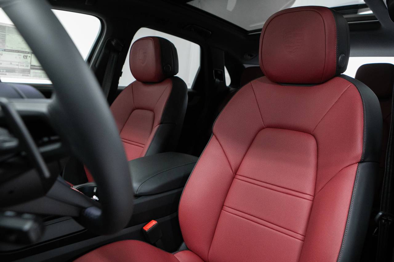Thumbnail: 2026 Porsche Cayenne - 5