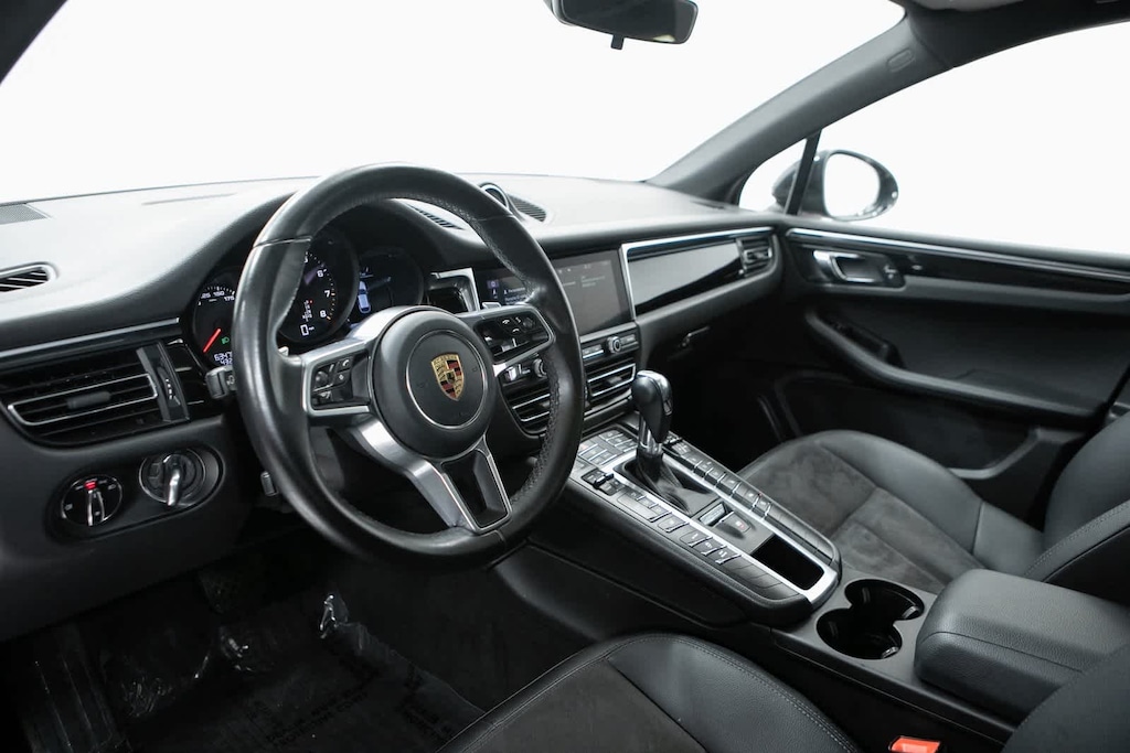 Certified 2020 Porsche Macan