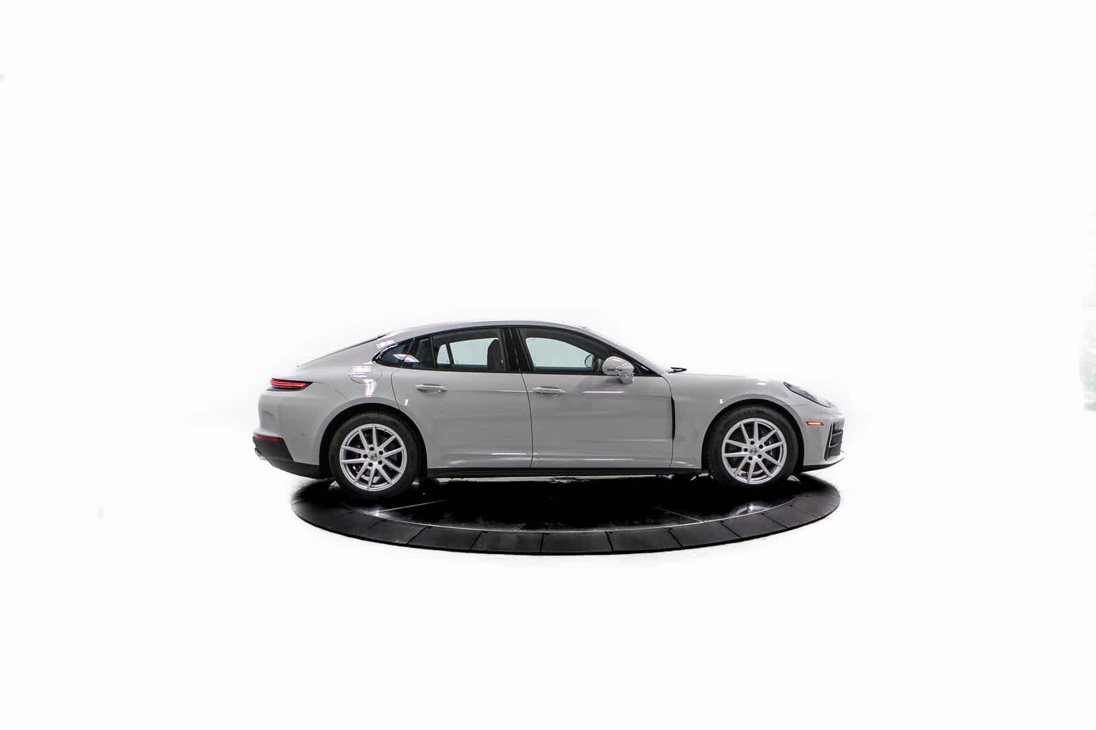 Thumbnail: 2025 Porsche Panamera - 8