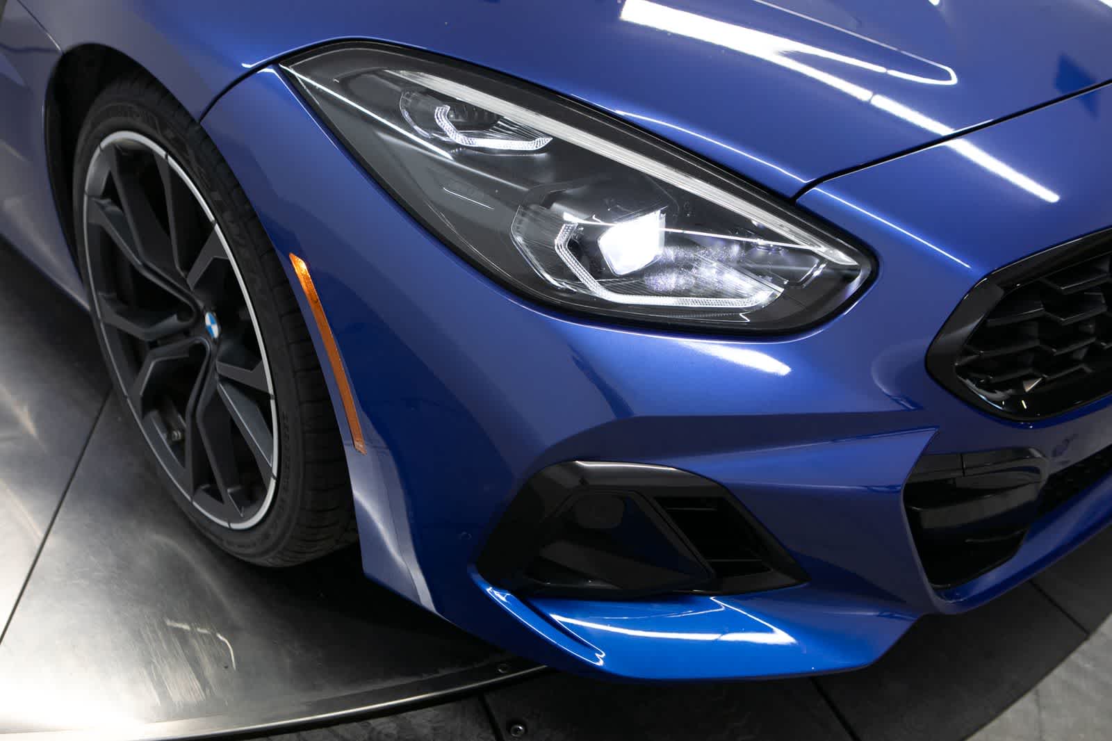 Thumbnail: 2023 BMW Z4 - 12