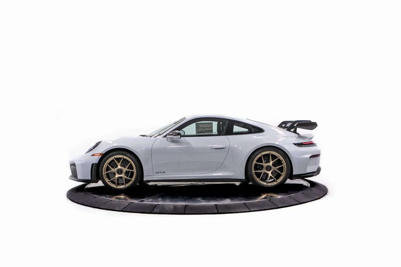 Thumbnail: 2026 Porsche 911 - 2