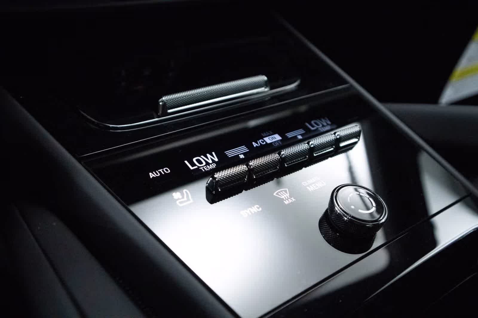 Thumbnail: 2025 Porsche Cayenne - 27