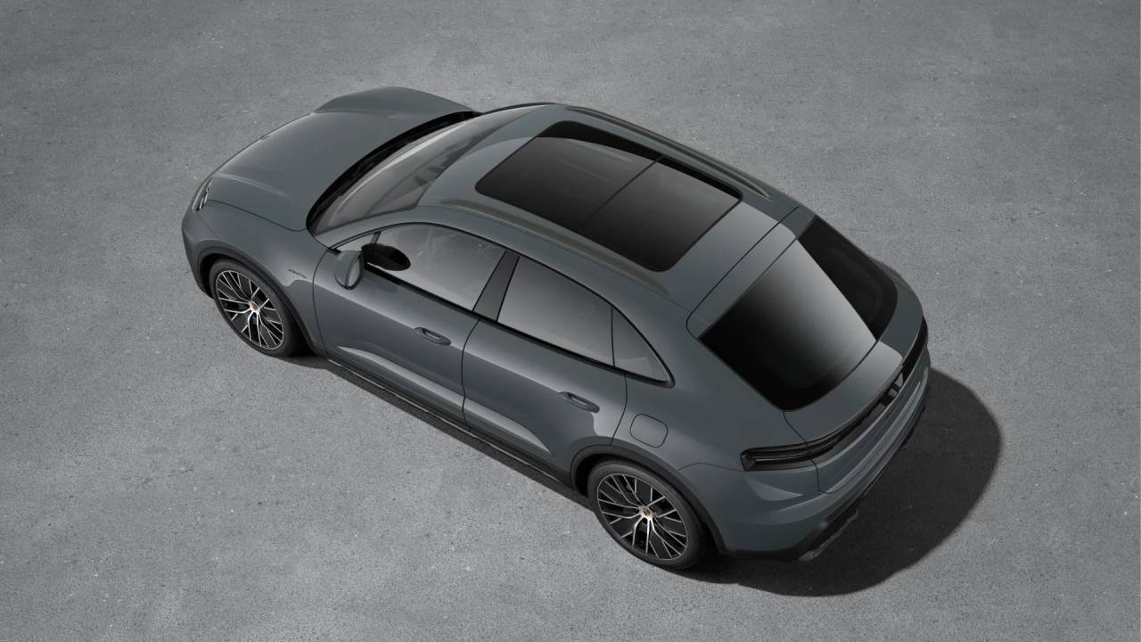 Thumbnail: 2025 Porsche Macan - 4