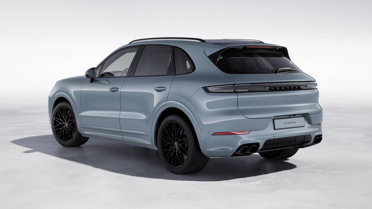 Thumbnail: 2026 Porsche Cayenne - 3