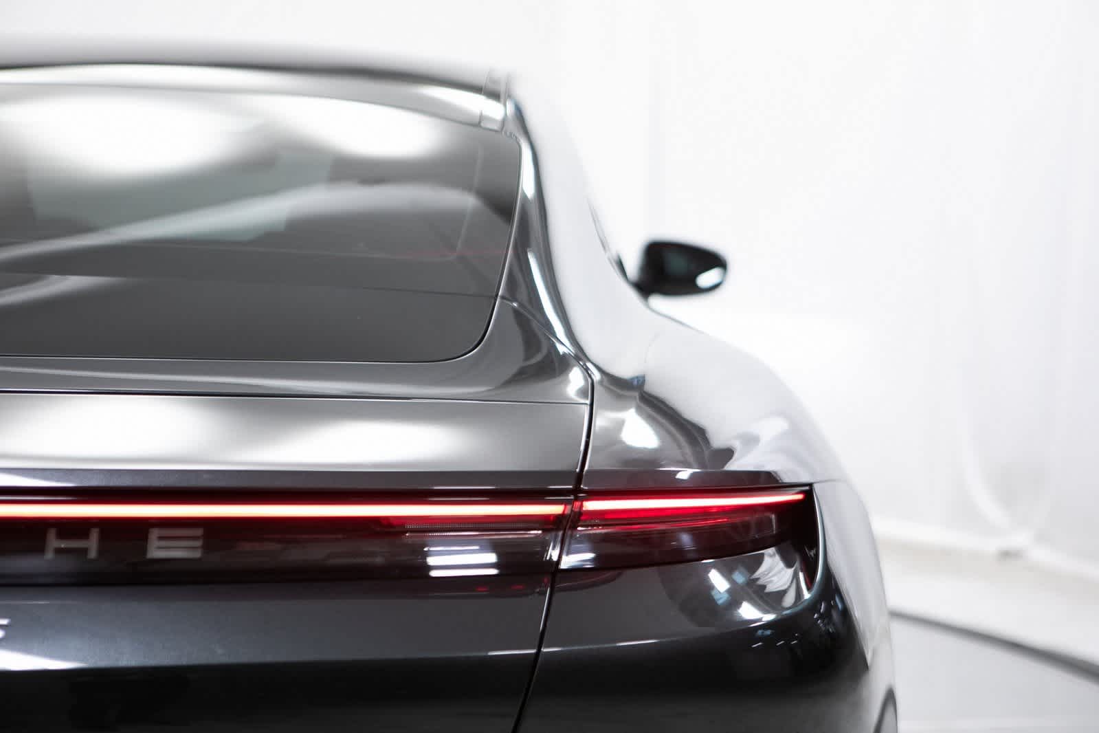 Thumbnail: 2020 Porsche Taycan - 37