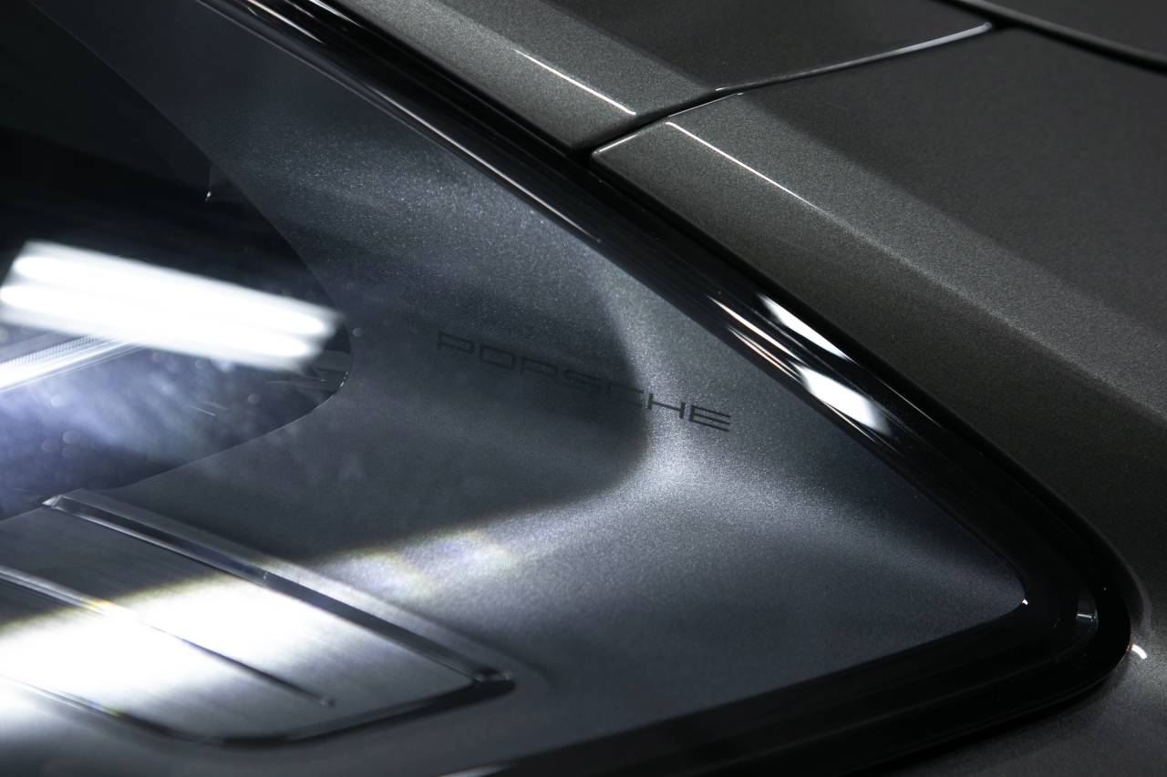 Thumbnail: 2026 Porsche Panamera - 13