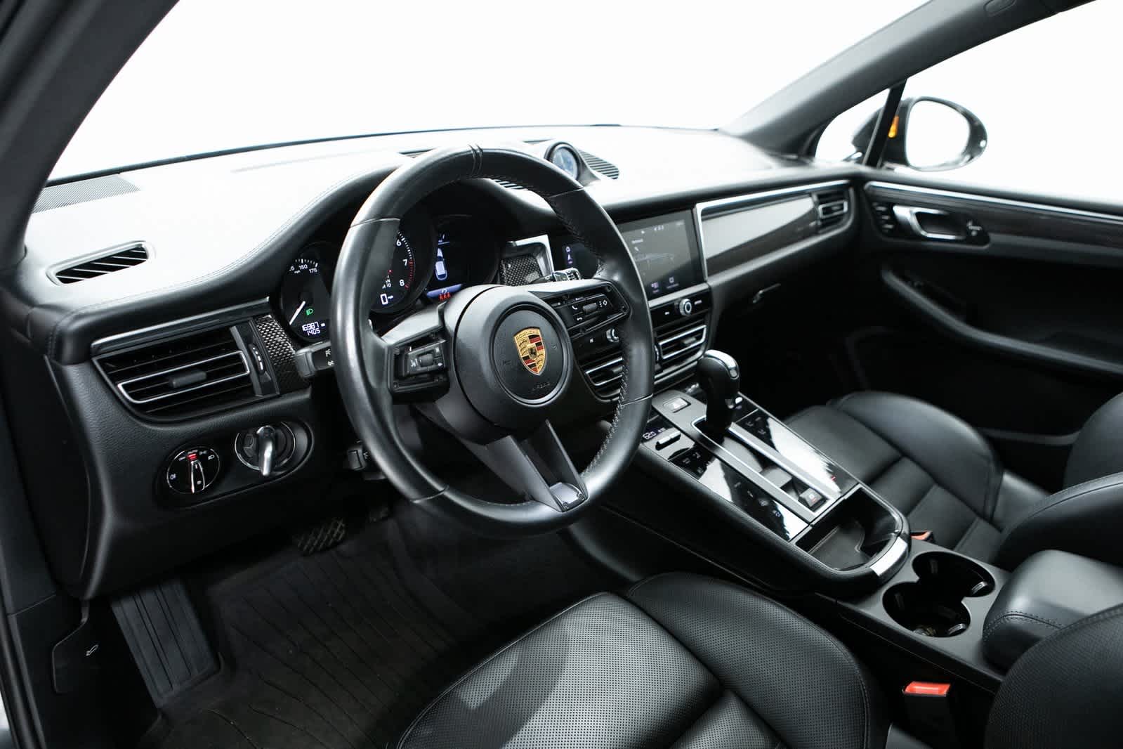 2022 Porsche Macan GTS photo 3