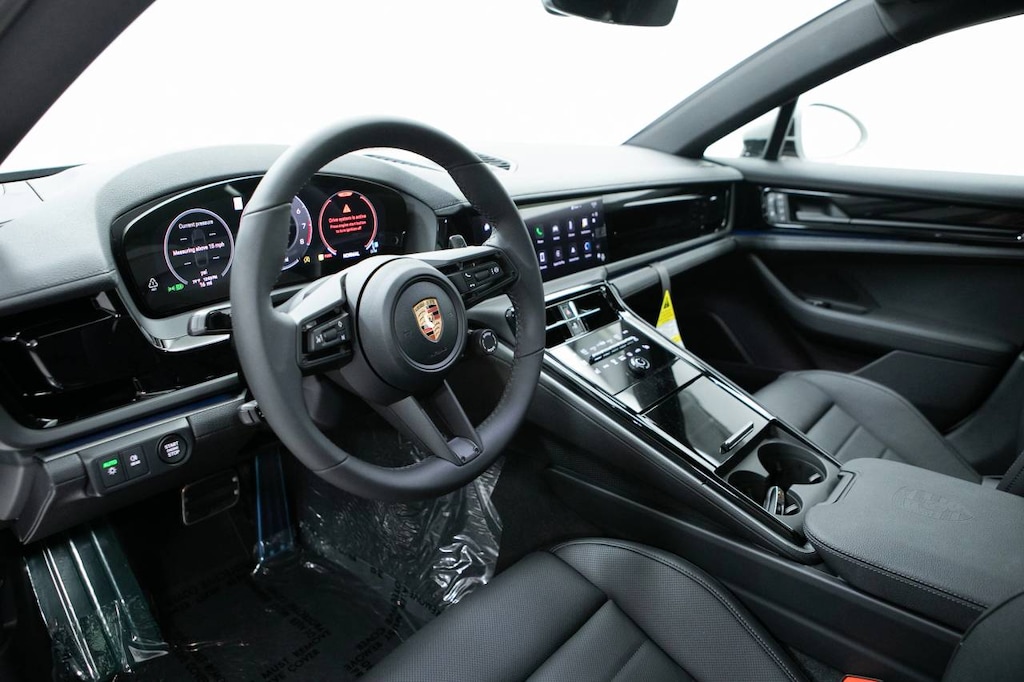 New 2025 Porsche Panamera 4 Sedan