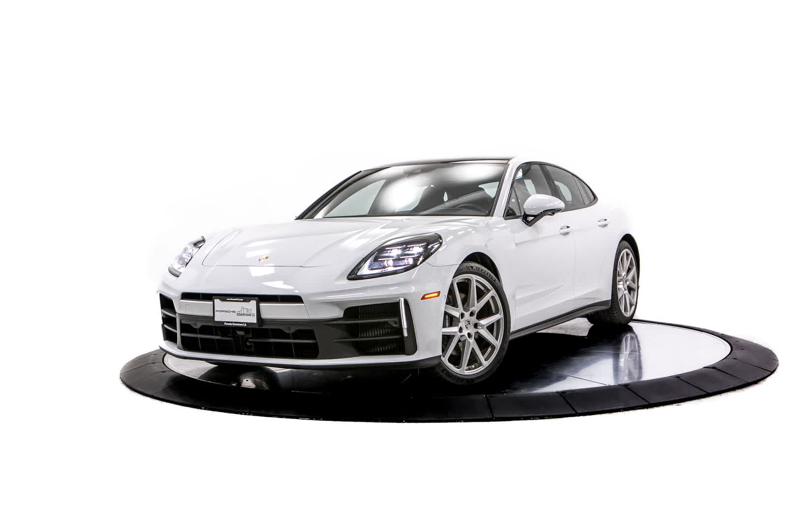 Thumbnail: 2024 Porsche Panamera - 1