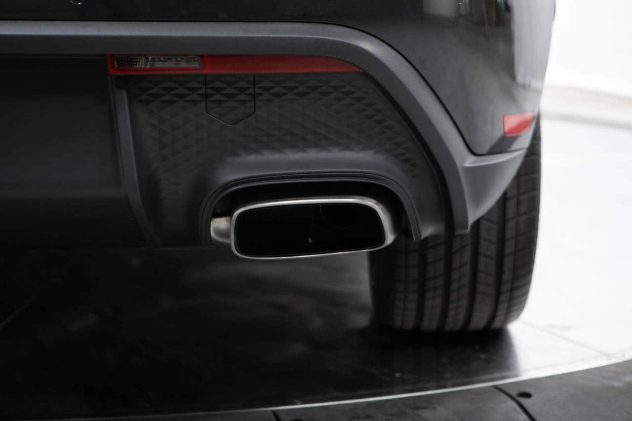 Thumbnail: 2026 Porsche Macan - 17