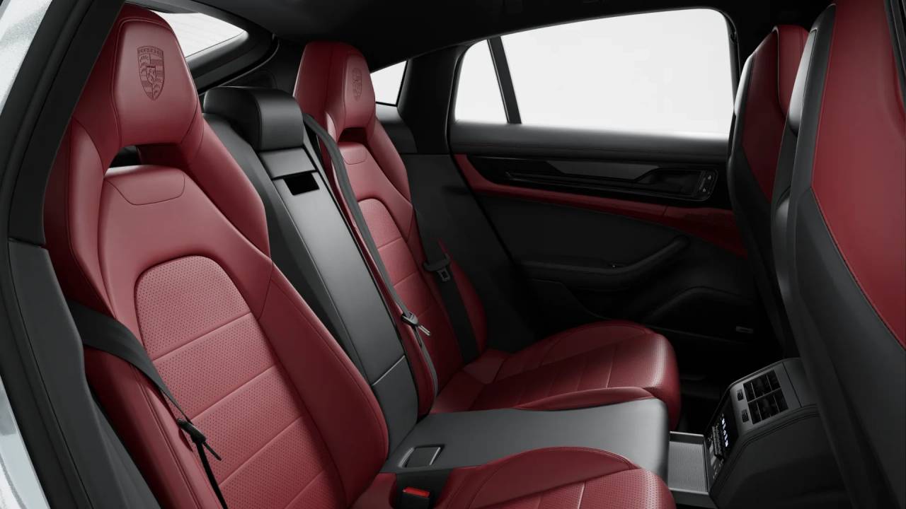Thumbnail: 2026 Porsche Panamera - 11