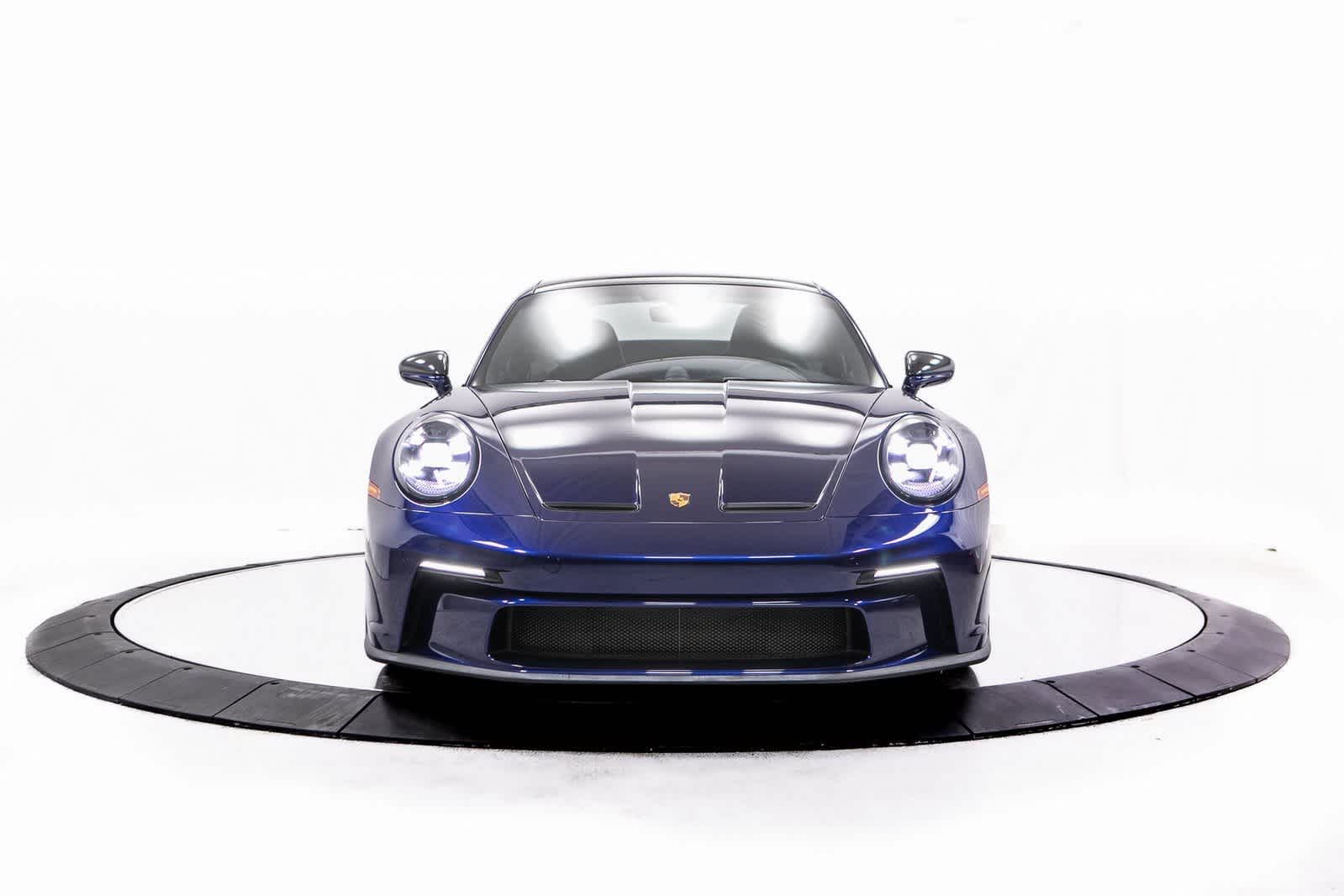 Thumbnail: 2022 Porsche 911 - 10