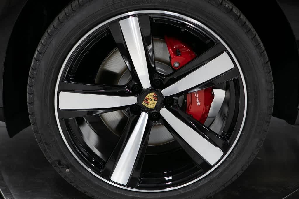 Thumbnail: 2025 Porsche Macan - 11
