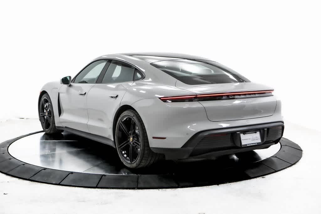 Thumbnail: 2023 Porsche Taycan - 3