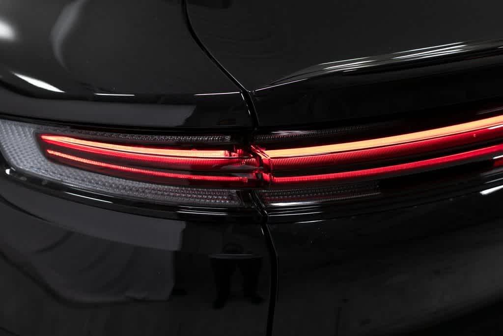 Thumbnail: 2025 Porsche  - 20