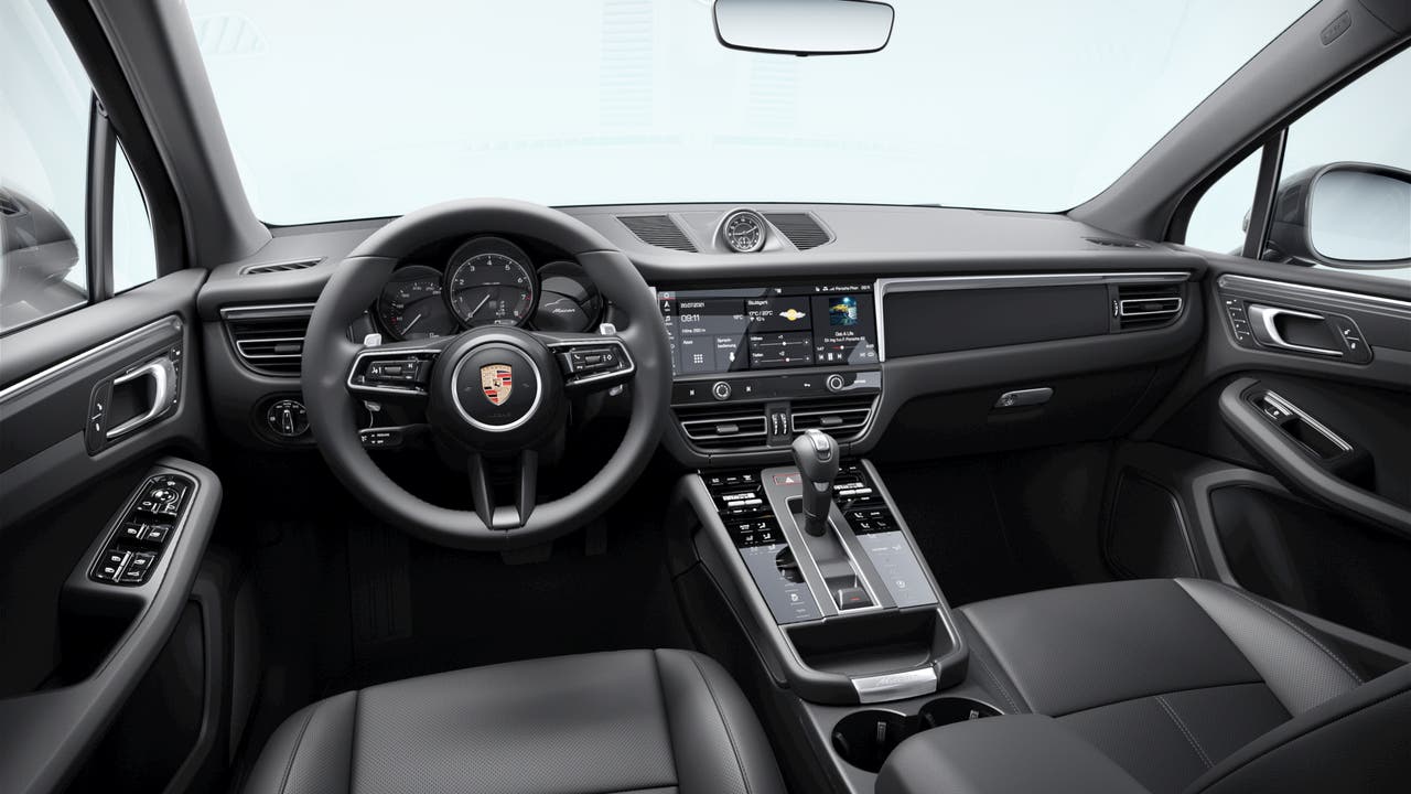 Thumbnail: 2026 Porsche Macan - 9