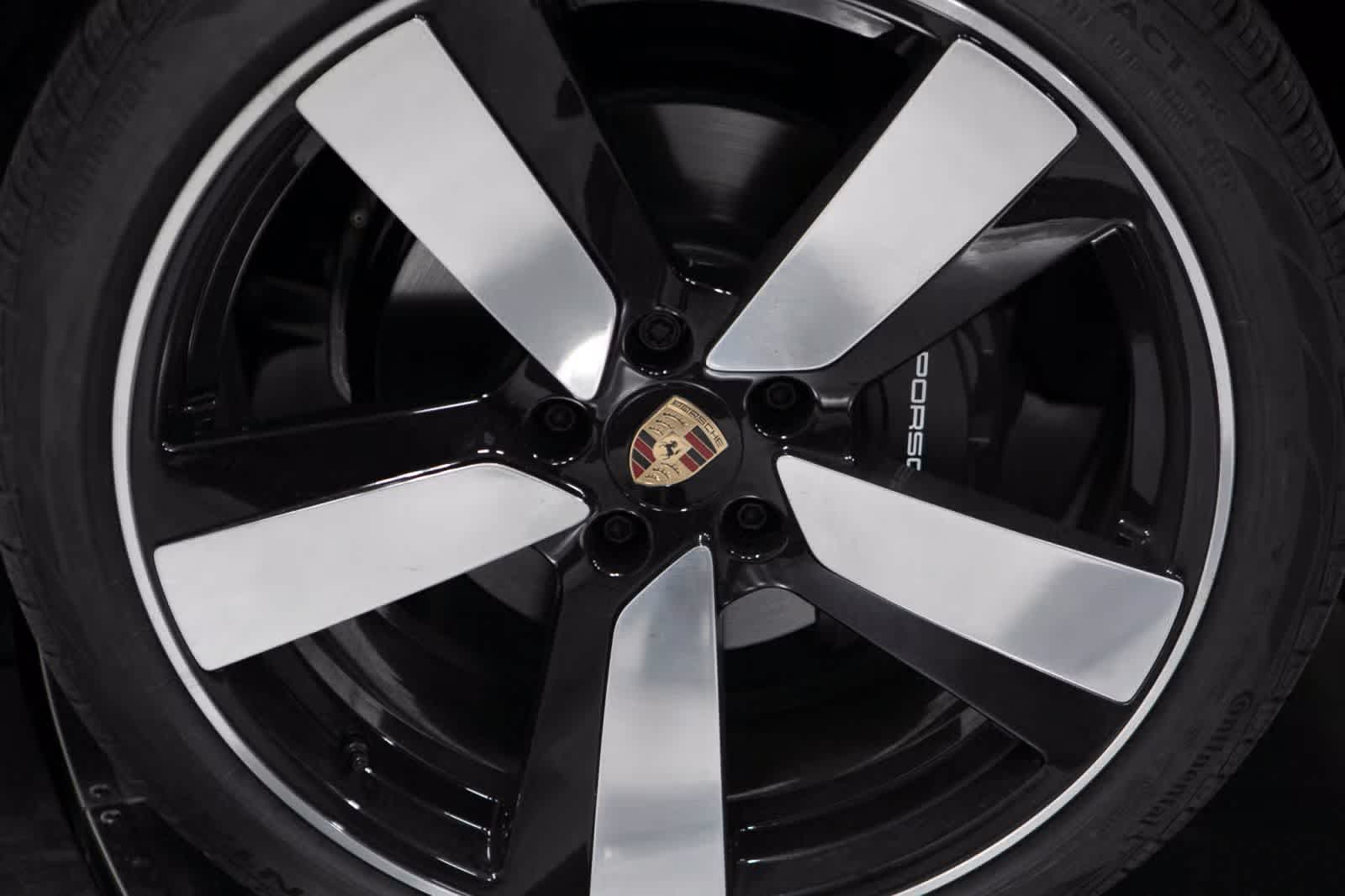 Thumbnail: 2025 Porsche Macan - 11