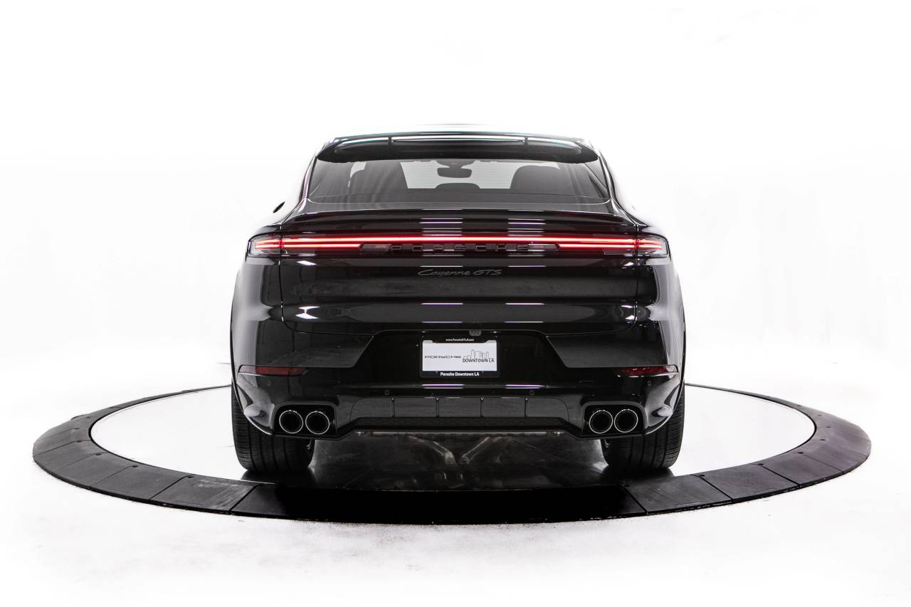 Thumbnail: 2026 Porsche  - 6