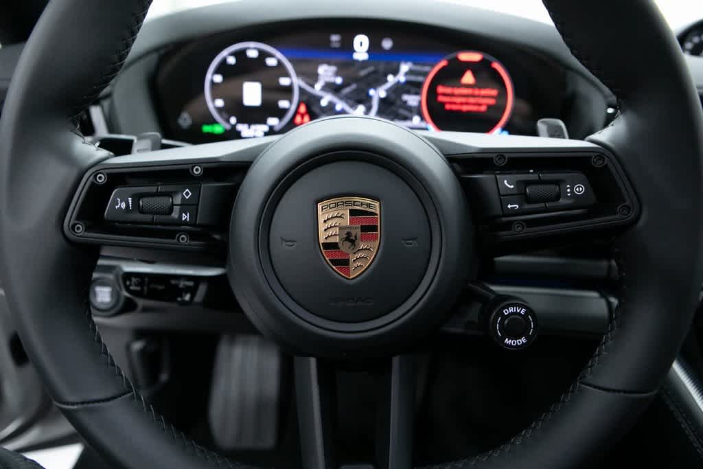 Thumbnail: 2025 Porsche Panamera - 14