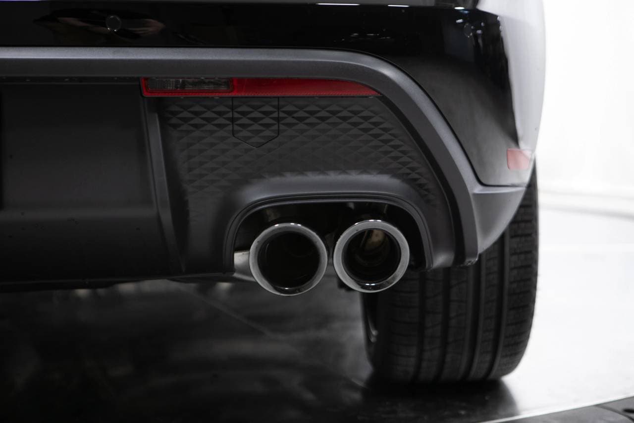 Thumbnail: 2026 Porsche Macan - 17