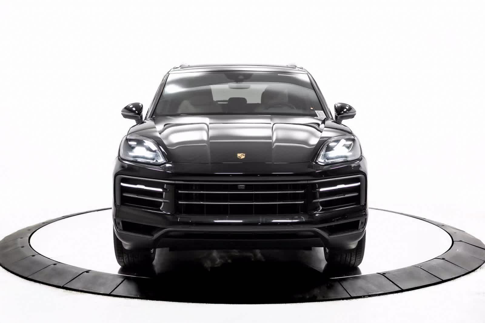 Thumbnail: 2025 Porsche Cayenne - 10