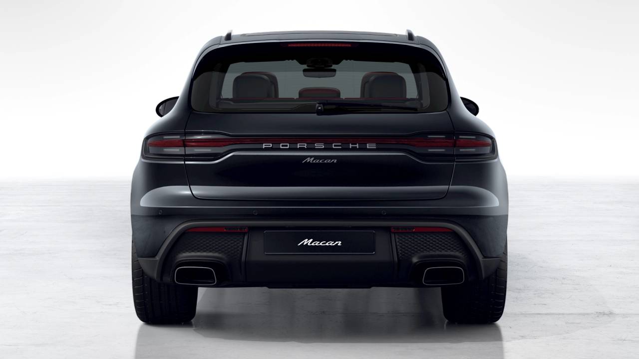 Thumbnail: 2026 Porsche Macan - 7