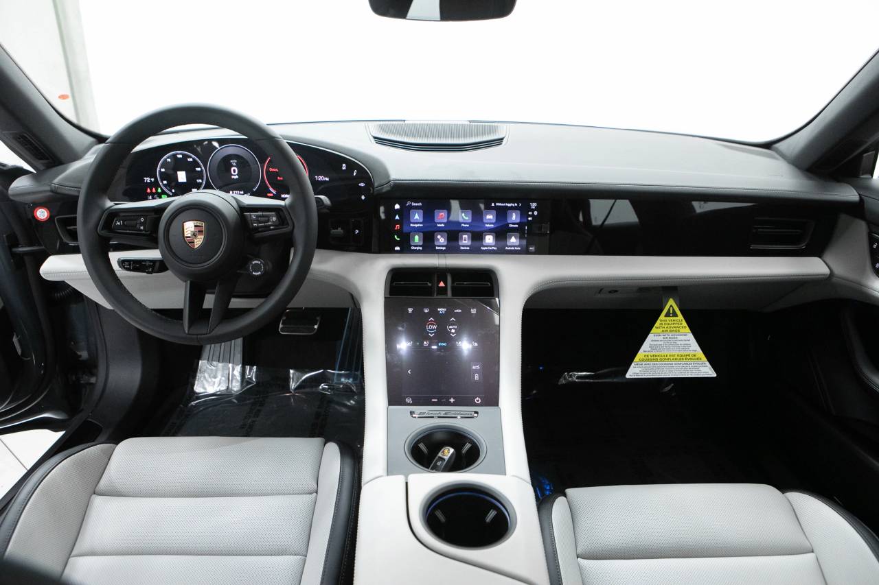Thumbnail: 2026 Porsche Taycan - 20