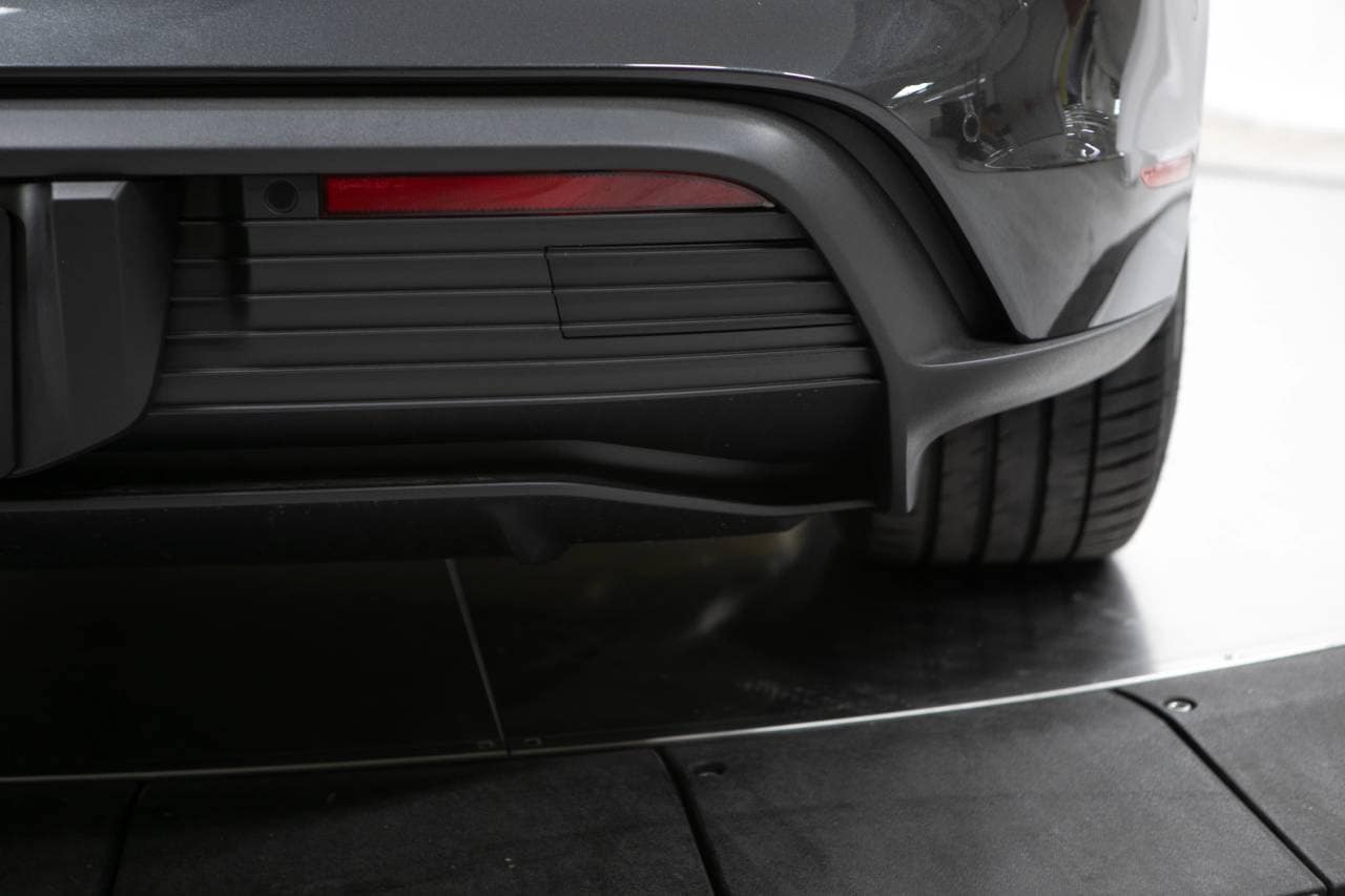 Thumbnail: 2025 Porsche Taycan - 19